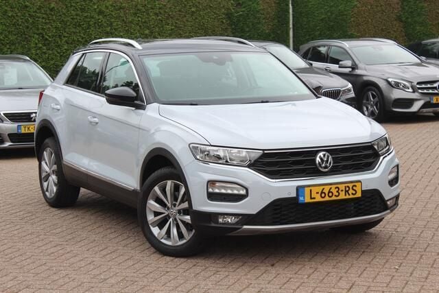 Wit Gebruikt 2019 VW T-Roc Sportline SUV | € 23.950 (Goede deal) - Afbeelding 1/4