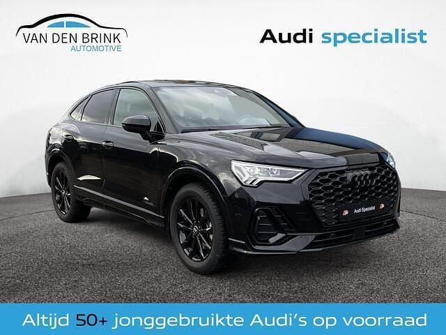 Zwart Gebruikt 2022 Audi Q3 Sportback S-Line SUV | € 47.900 (Iets duurder) - Afbeelding 1/4