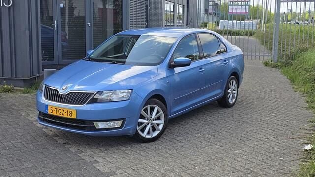 Blauw Gebruikt 2014 Skoda Rapid Business Line Hatchback | € 10.999 (Eerlijke prijs) - Afbeelding 1/4