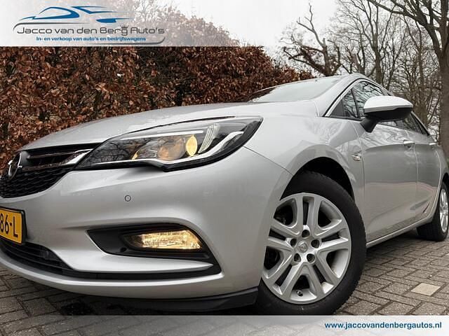 Occasion Opel Astra Edition 105 PK (77 kW) 2017 Grijs (metallic) Stationwagen