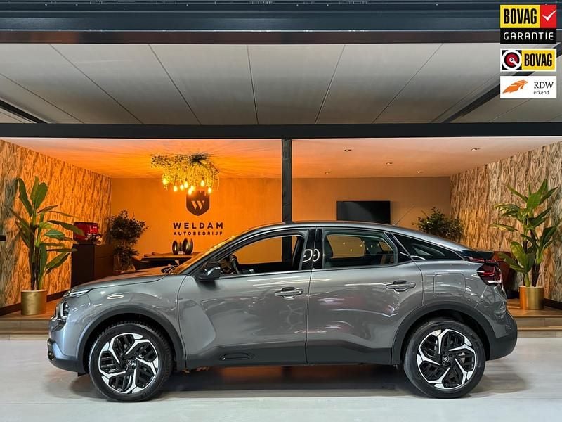 Grijs, metallic lak Gebruikt 2021 Citroën C4 Feel SUV | € 19.985 (Eerlijke prijs) - Afbeelding 1/4