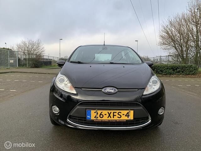 Occasion Ford Fiesta Titanium 82 PK (60 kW) 2012 Zwart Hatchback