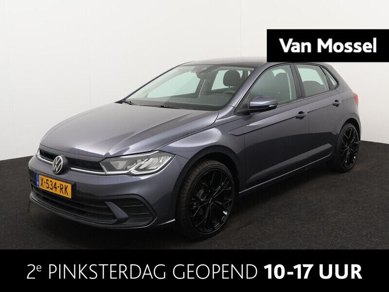 Grijs Gebruikt 2024 VW Polo Life Hatchback | € 27.900 - Afbeelding 1/4