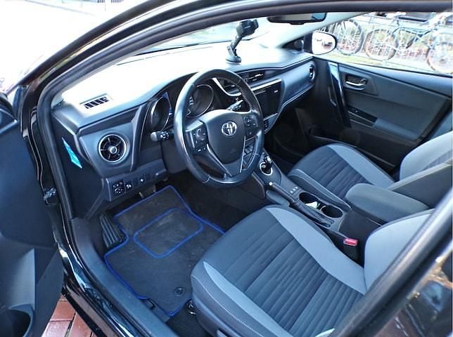 Occasion Toyota Auris Hybrid 2018 Zwart Hatchback