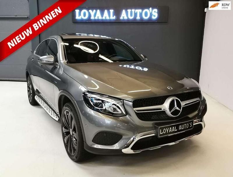 Grijs Gebruikt 2017 Mercedes GLC350 Coupé | € 31.998 (Eerlijke prijs) - Afbeelding 1/4