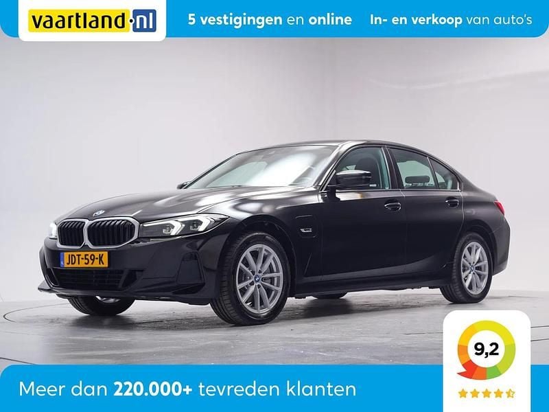 Zwart Gebruikt 2023 BMW 320 Executive Sedan | € 29.909 (Super prijs) - Afbeelding 1/4