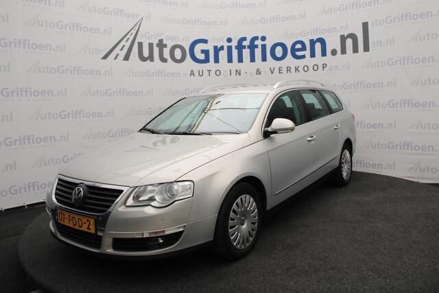 Grijs Gebruikt 2011 VW Passat Comfortline Stationwagen | € 3.790 (Eerlijke prijs) - Afbeelding 1/4