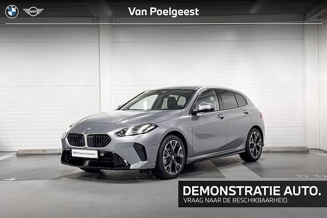 Occasion BMW 120 M Sport 170 PK (125 kW) 2025 Skyscraper (licht grijs) Hatchback