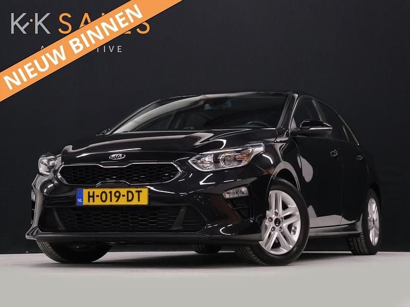 Zwart Occasion 2020 Kia Ceed Hatchback | € 13.835 (Goede deal) - Afbeelding 1/4