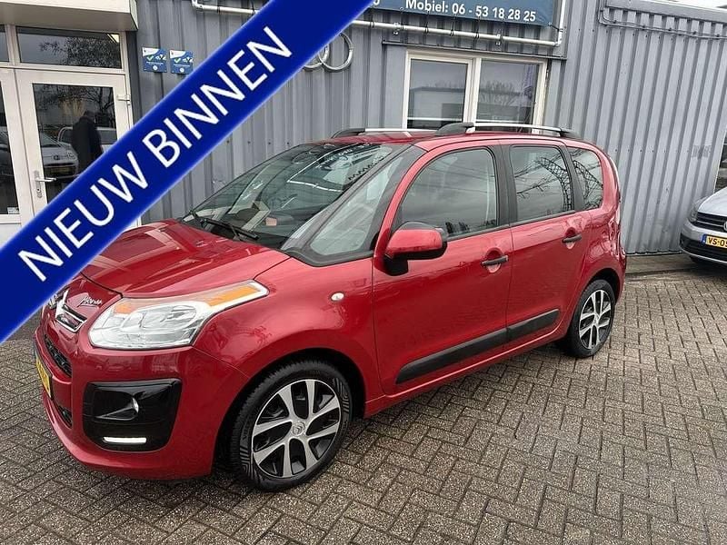 Rood Occasion 2014 Citroën C3 Picasso Tendance MPV | € 4.490 (Eerlijke prijs) - Afbeelding 1/4