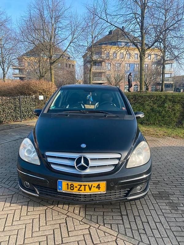 Occasion 2007 Mercedes B170 MPV | € 3.200 (Iets duurder) - Afbeelding 1/4