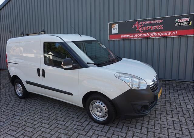 Wit Gebruikt 2016 Opel Combo Edition MPV | € 5.500 (Eerlijke prijs) - Afbeelding 1/4