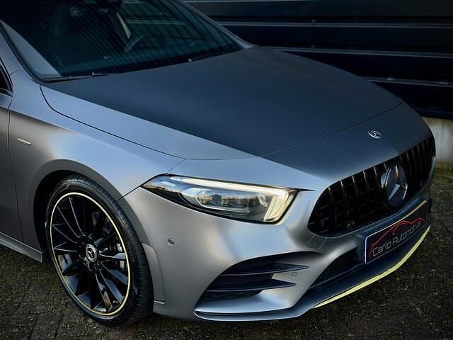 Occasion Mercedes A200 AMG 163 PK (119 kW) 2018 Grijs Hatchback