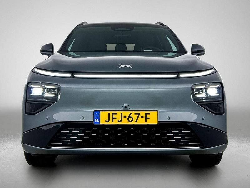 Nieuw XPENG G9 230 kW (313 PK) 2025 Grijs SUV