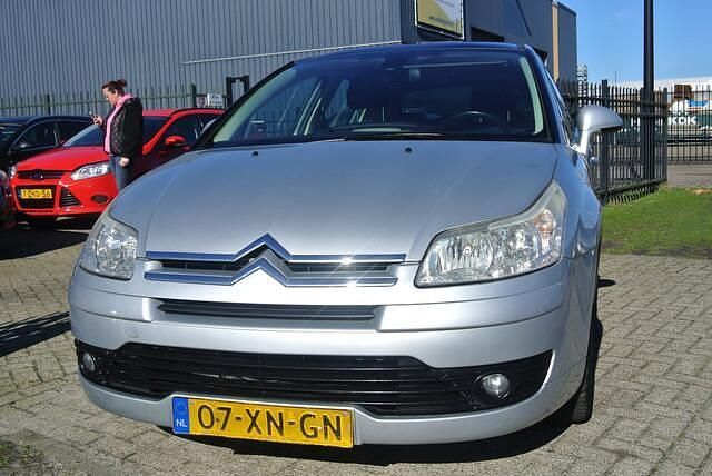 Occasion Citroën C4 109 PK (80 kW) 2007 Grijs Hatchback