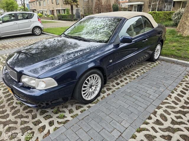 Blauw Gebruikt 2003 Volvo C70 Cabriolet | € 5.950 - Afbeelding 1/4
