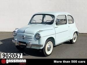 Blauwhellblau Gebruikt 1959 Fiat 600D Sedan | € 13.000 - Afbeelding 1/4