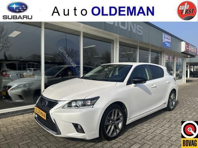 Wit Gebruikt 2017 Lexus CT200h Executive Line Hatchback | € 17.899 (Eerlijke prijs) - Afbeelding 1/4