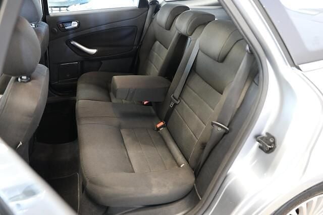 Occasion Ford Mondeo Titanium 125 PK (91 kW) 2007 Grijs Stationwagen