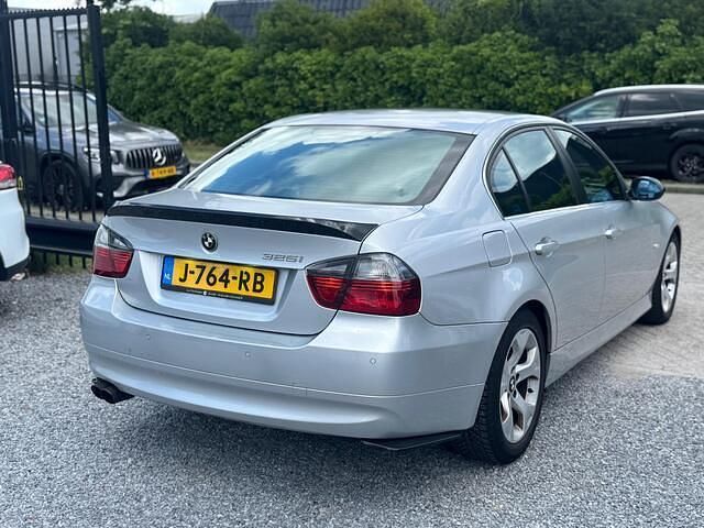 Occasion BMW 325 218 PK (160 kW) 2005 Grijs Sedan