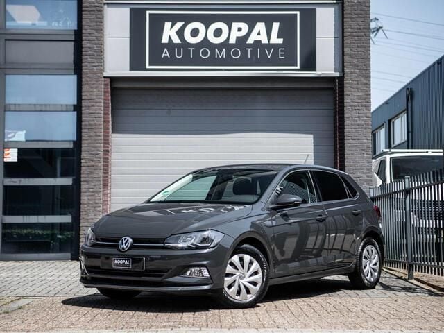 Grijs Gebruikt 2019 VW Polo Comfortline Hatchback | € 8.940 (Super prijs) - Afbeelding 1/4