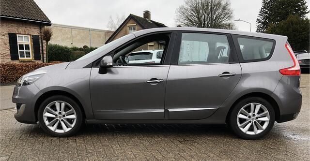 Occasion Renault Grand Scénic III Collection 116 PK (85 kW) 2013 Grijs, metallic lak MPV