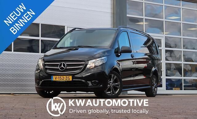 Zwart Gebruikt 2019 Mercedes Vito Van | € 15.998 (Eerlijke prijs) - Afbeelding 1/4