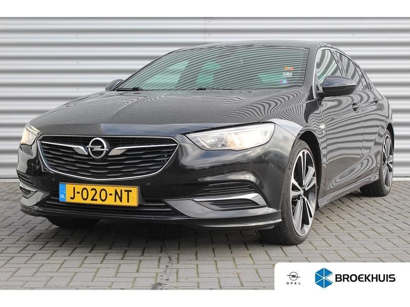 Zwart Gebruikt 2020 Opel Insignia OPC Hatchback | € 22.895 (Eerlijke prijs) - Afbeelding 1/1