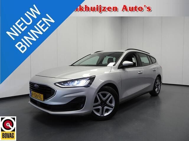Grijs Gebruikt 2022 Ford Focus Stationwagen | € 15.745 (Eerlijke prijs) - Afbeelding 1/4