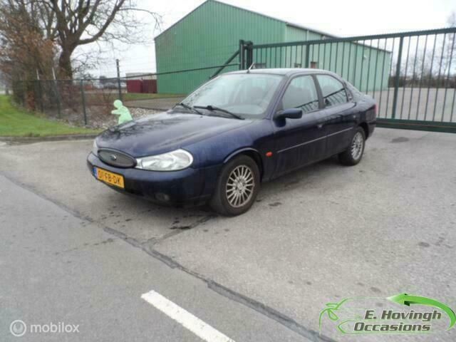Blauw Gebruikt 2000 Ford Mondeo Hatchback | € 699 - Afbeelding 1/4