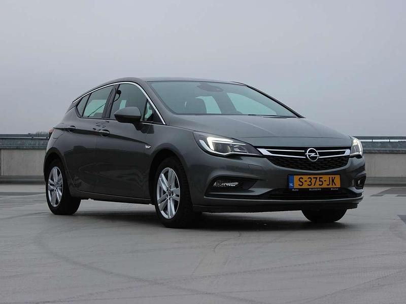 Occasion Opel Astra S 125 PK (91 kW) 2018 Zilver Hatchback