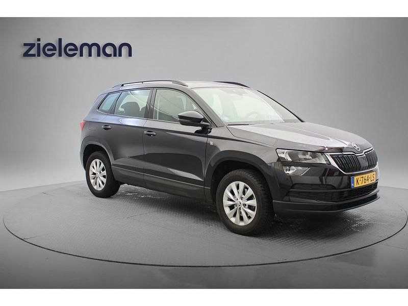 Zwart Occasion 2021 Skoda Karoq Business Line SUV | € 21.645 (Goede deal) - Afbeelding 1/4