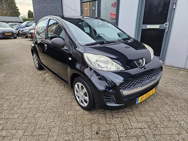 Occasion Peugeot 107 68 PK (50 kW) 2011 Zwart Hatchback