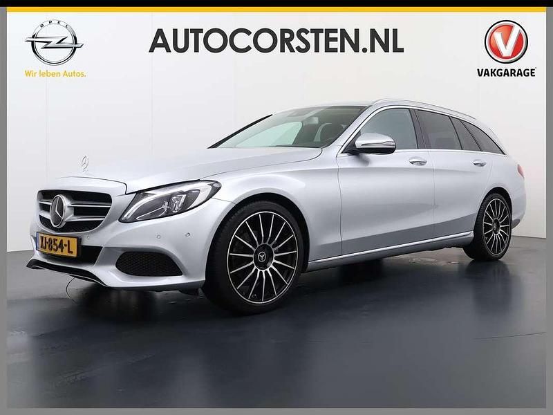 Grijs Occasion 2018 Mercedes C180 Premium Plus Stationwagen | € 21.395 (Goede deal) - Afbeelding 1/4