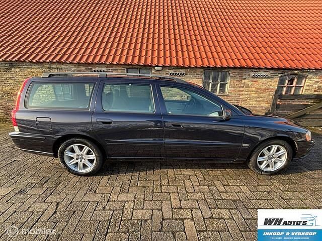 Occasion Volvo V70 Momentum 209 PK (153 kW) 2005 Blauw Stationwagen