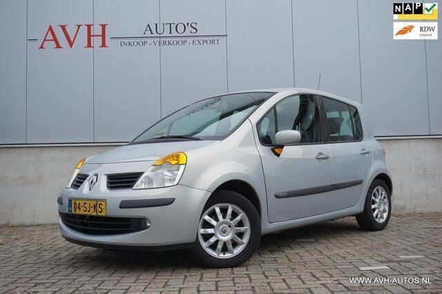 Grijs Gebruikt 2006 Renault Modus Luxe MPV | € 2.750 (Duur) - Afbeelding 1/4