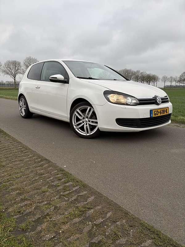 Wit Gebruikt 2008 VW Golf V Trendline Stationwagen | € 4.000 - Afbeelding 1/4