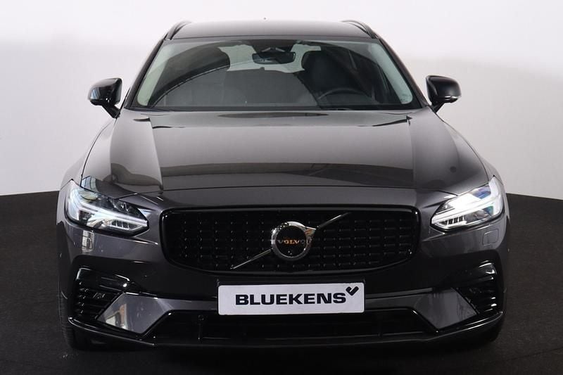 Occasion Volvo V90 Plus 349 PK (256 kW) 2025 Grijs Stationwagen
