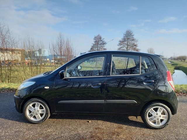 Occasion Hyundai i10 Dynamiq 67 PK (49 kW) 2010 Zwart Hatchback