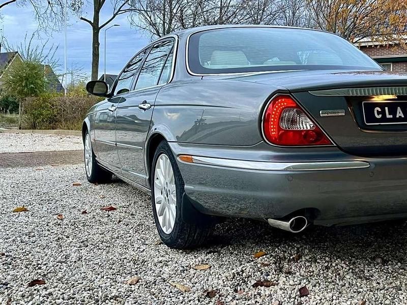 Occasion Jaguar XJ Executive 258 PK (189 kW) 2004 Grijs Sedan