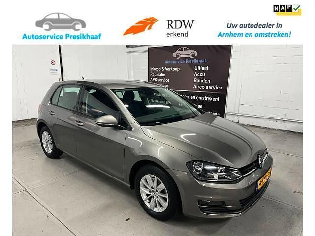 Grijs Gebruikt 2013 VW Golf VII Comfortline Hatchback | € 10.995 (Eerlijke prijs) - Afbeelding 1/4