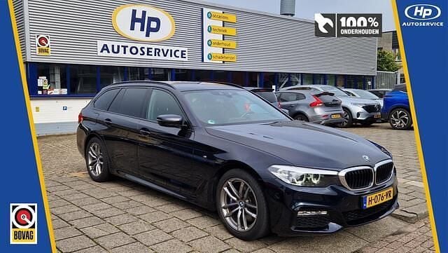 Zwart Gebruikt 2017 BMW 530 Executive Stationwagen | € 26.850 (Eerlijke prijs) - Afbeelding 1/4