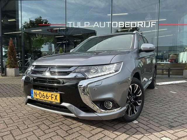 Occasion Mitsubishi Outlander P-HEV 121 PK (88 kW) 2017 Grijs SUV