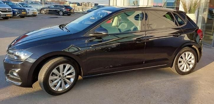 Zwart Gebruikt 2020 VW Polo Highline Hatchback | € 13.950 (Super prijs) - Afbeelding 1/4