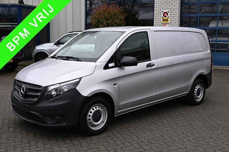 Zilver Gebruikt 2021 Mercedes Vito MPV | € 21.950 (Super prijs) - Afbeelding 1/4