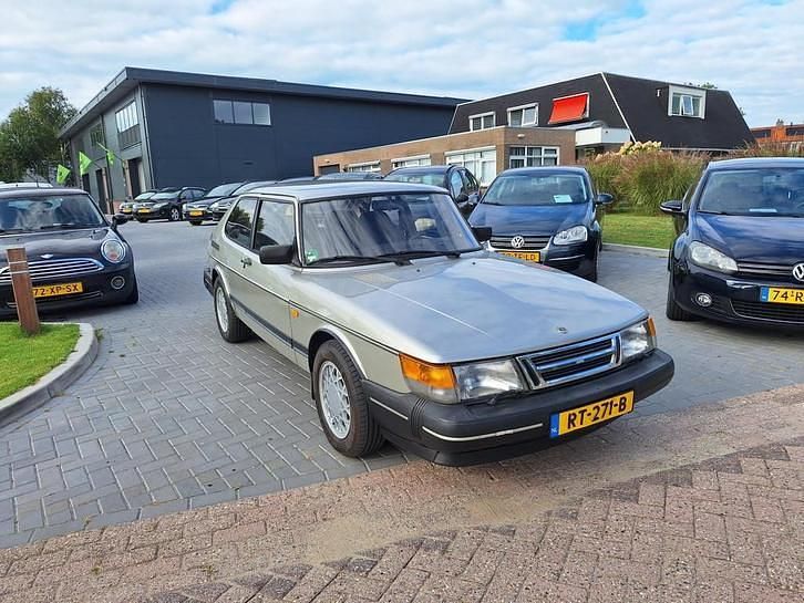 Occasion Saab 900 127 PK (93 kW) 1991 Grijs Hatchback