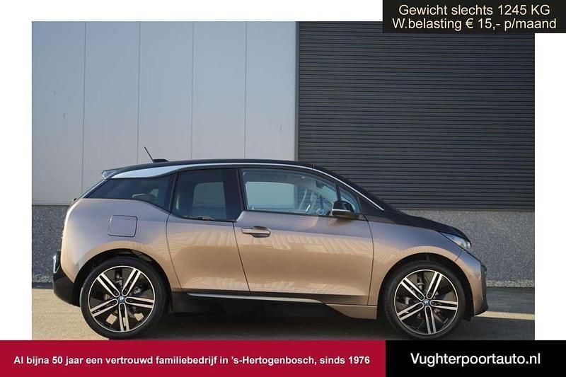 Bruin Gebruikt 2019 BMW i3 Executive Hatchback | € 19.945 (Eerlijke prijs) - Afbeelding 1/4