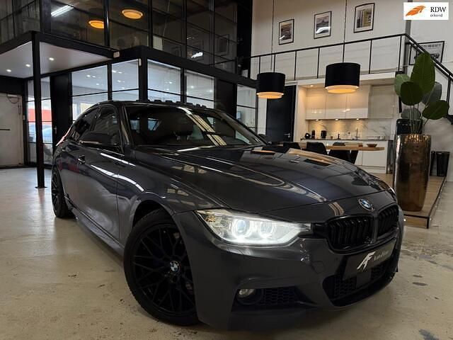 Grijs Occasion 2012 BMW 335 M Sport Sedan | € 17.995 (Goede deal) - Afbeelding 1/4