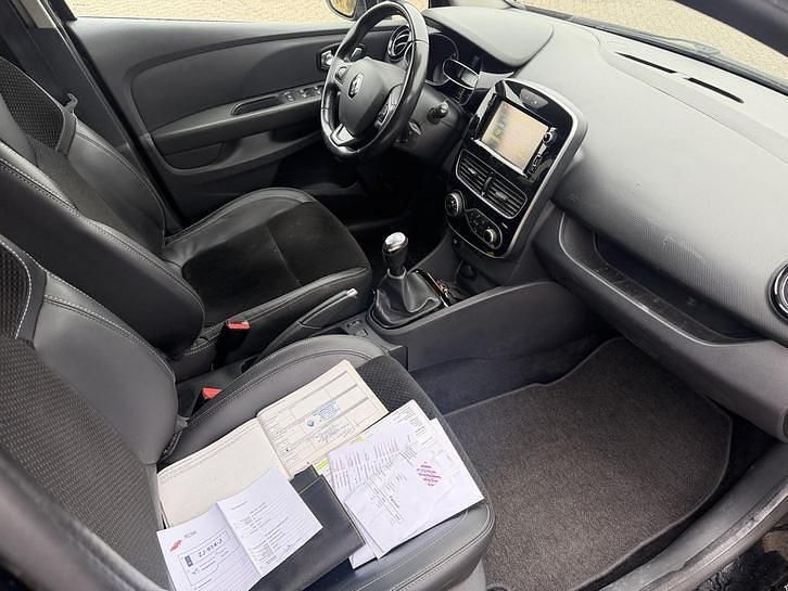 Occasion Renault Clio IV Intens 90 PK (66 kW) 2017 Stationwagen