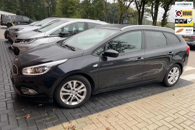Zwart Gebruikt 2015 Kia Ceed Sportswagon Comfort Stationwagen | € 10.995 (Eerlijke prijs) - Afbeelding 1/4